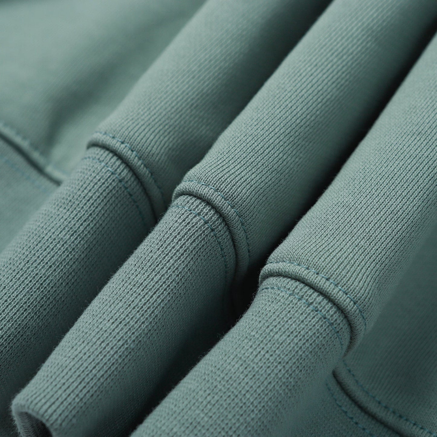 FOG  Essentials Sweatshirt