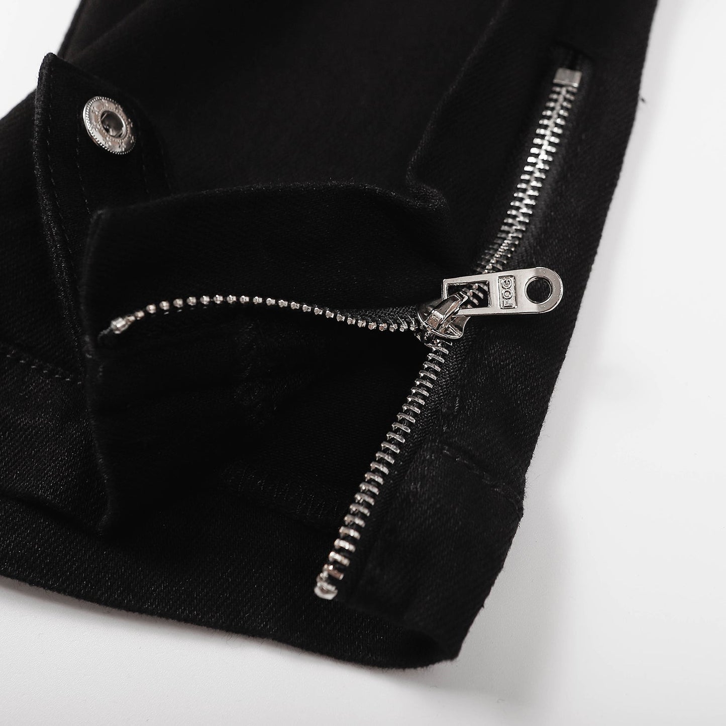 FOG  Essentials Jeans